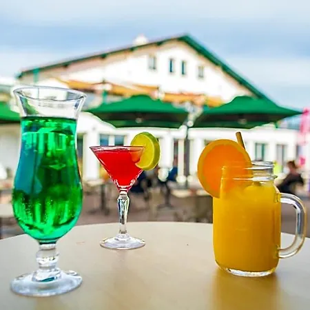 Azureva Club База отдыха 3*