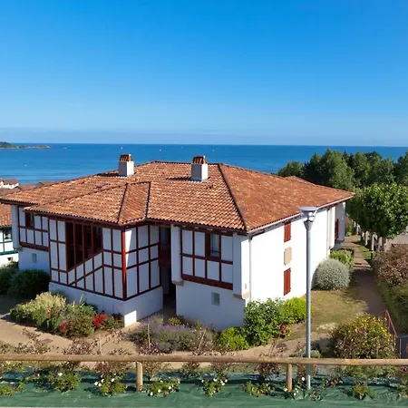 Prázdninový areál Azureva Club