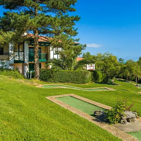 Prázdninový areál Azureva Club