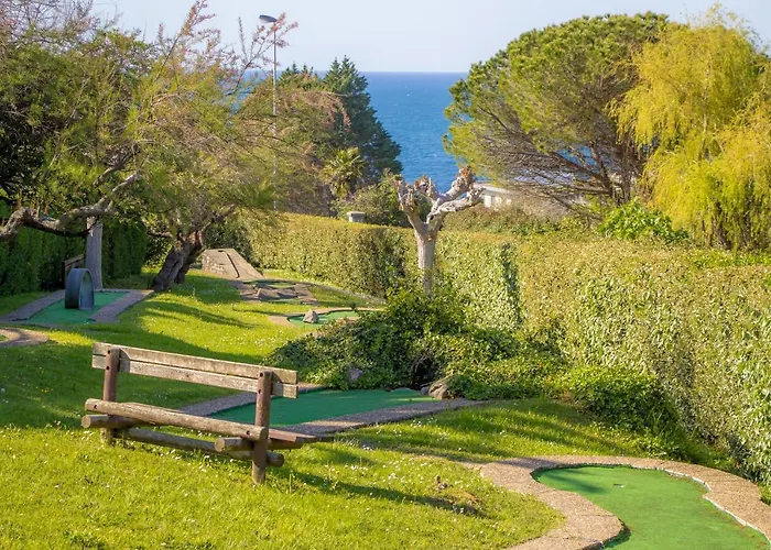 Prázdninový areál Azureva Club Hendaye