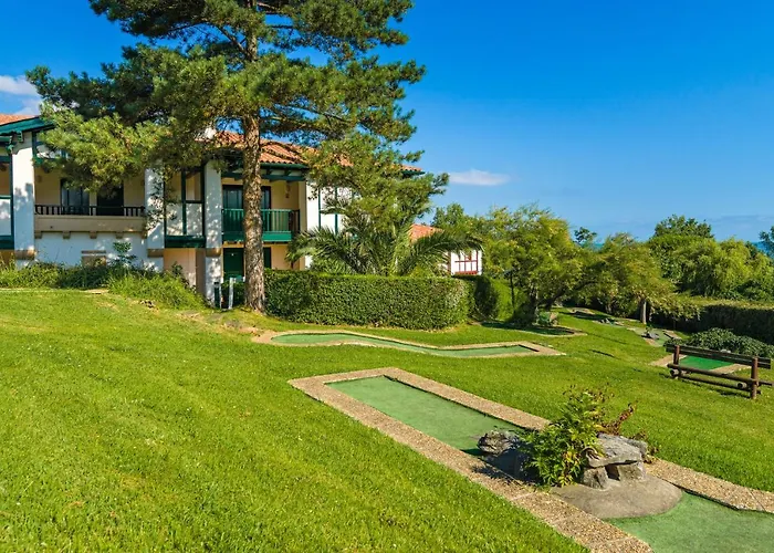 Prázdninový areál Azureva Club